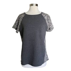 Sanctuary Grey Quilted Knit Top Size M Tweed Short Sleeve Colorblock Normcore